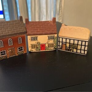 Miniature 1-1/2” Ceramic House Set